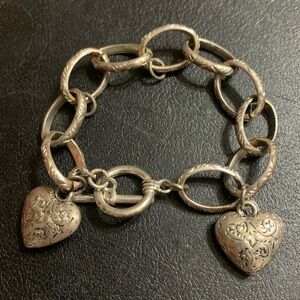 Silver metal Heart charm toggle bracelet